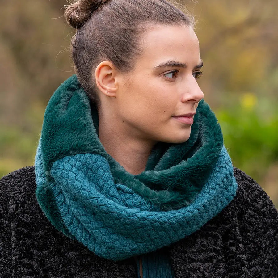 Teal faux fur and knit twist snood