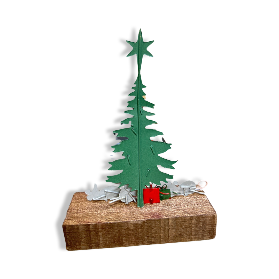 Mice waiting for Christmas standing ornament