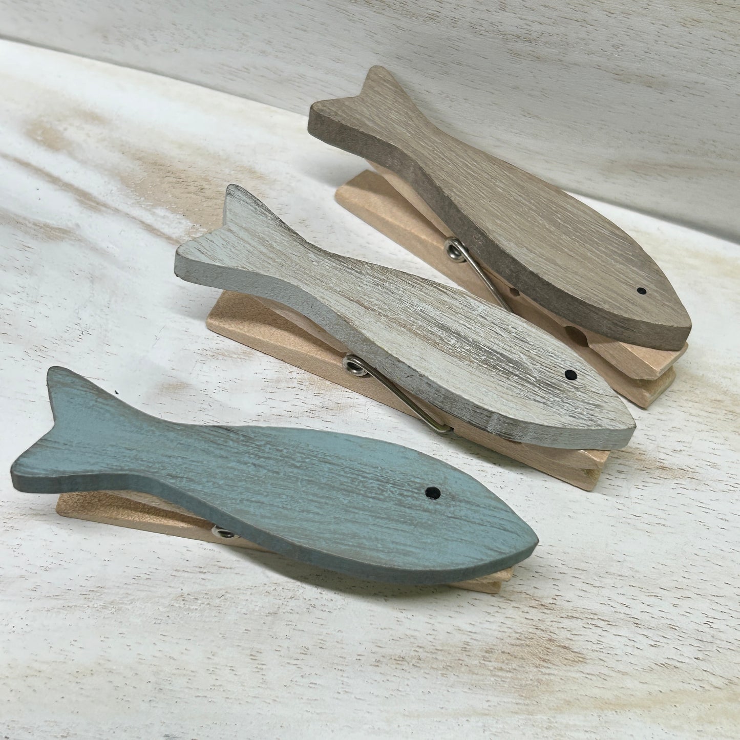 Wooden fish pegs set of 3