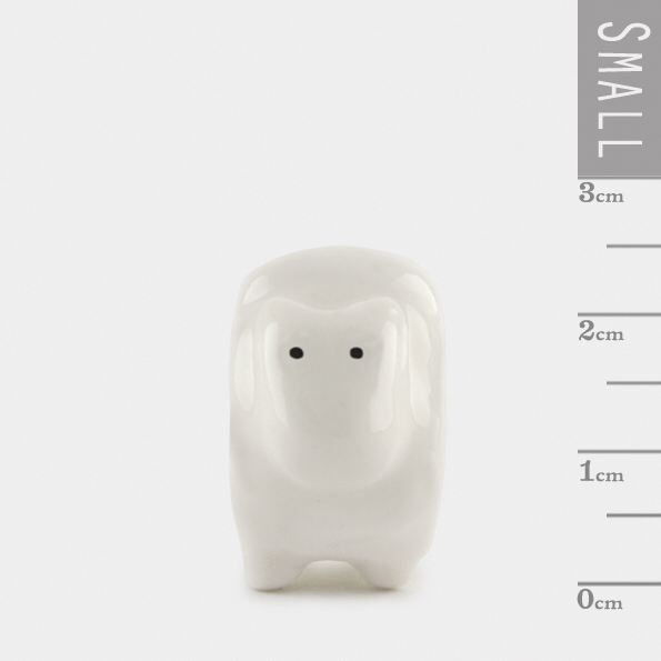 Little sheep matchbox ceramic by East of India. Love ewe to the moon and back.