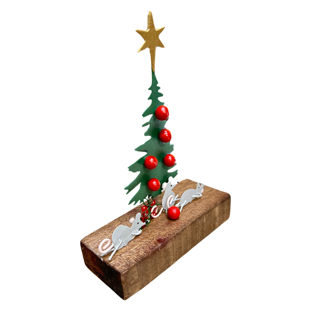 Mice waiting for Christmas standing ornament