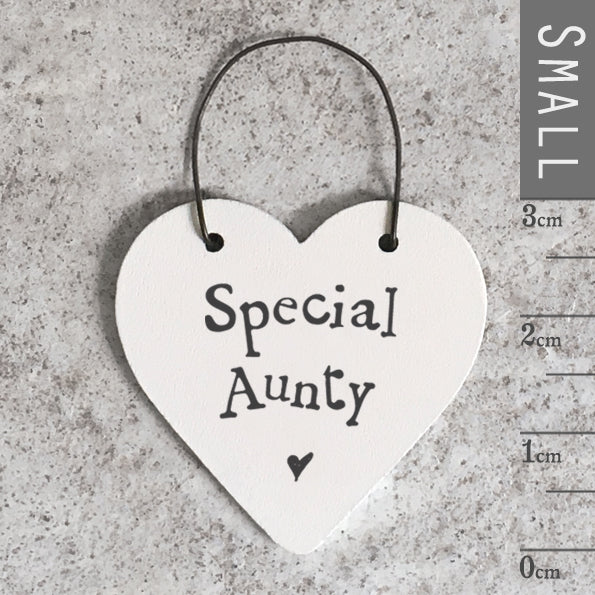 Little heart sign- Special Auntie