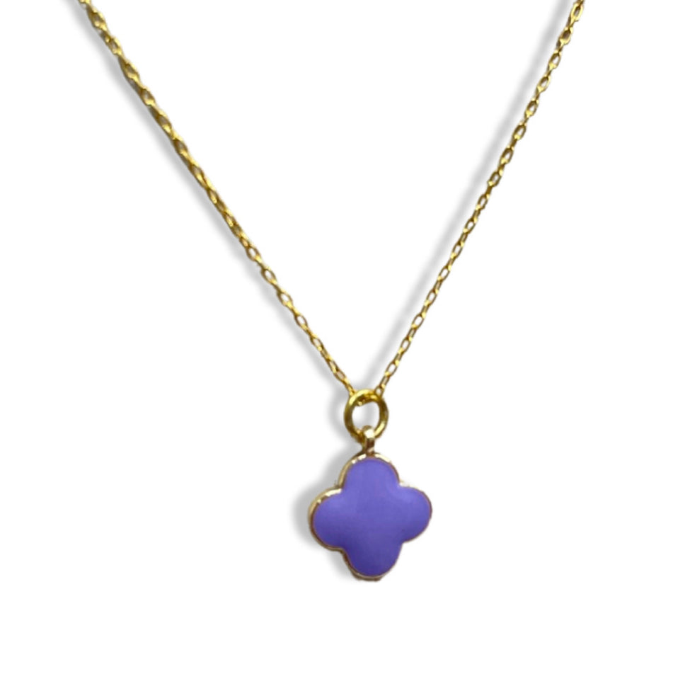 Enamel & gold clover necklace. Fine cable chain