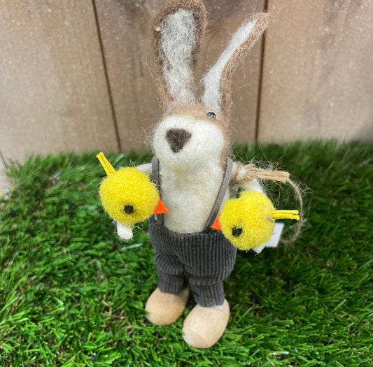 Easter hare with twin chicks standing ornament Shoeless Joe
