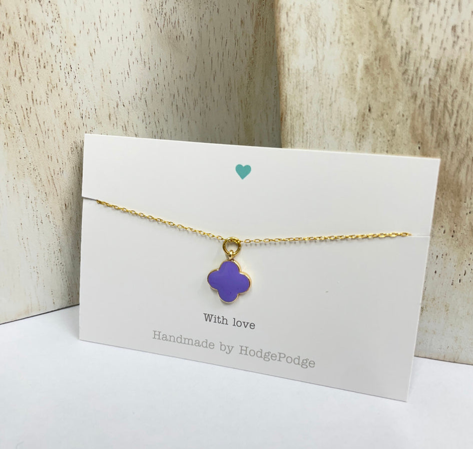 Enamel & gold clover necklace. Fine cable chain