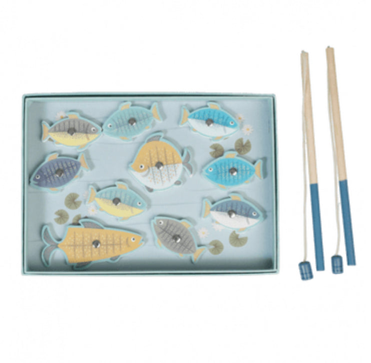 Magnetic lets go fishing game .