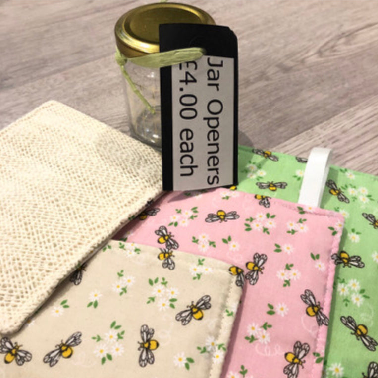 Bee print jar opening cloth by Stella’s stitchcraft