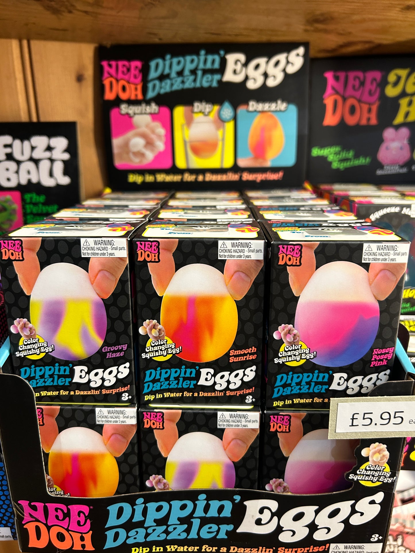 NeeDoh Dippin' Dazzler Eggs- Colour Changing Egg Easter Fidget Toy