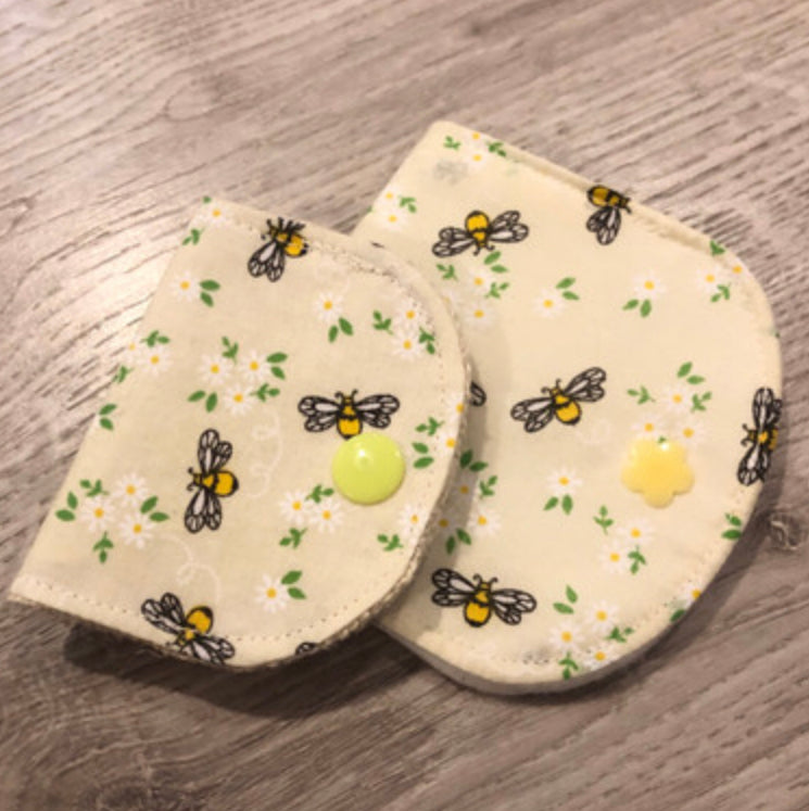 Bee fabric charger cable tidies by Stella’s stitchcraft.