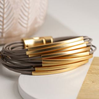 Taupe multi strand and golden bars bracelet by POM
