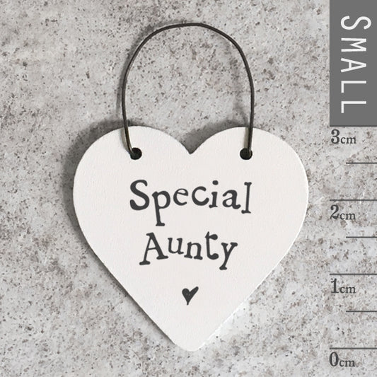 Little heart sign- Special Auntie