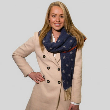 Blanket stitched scarf with stars in navy