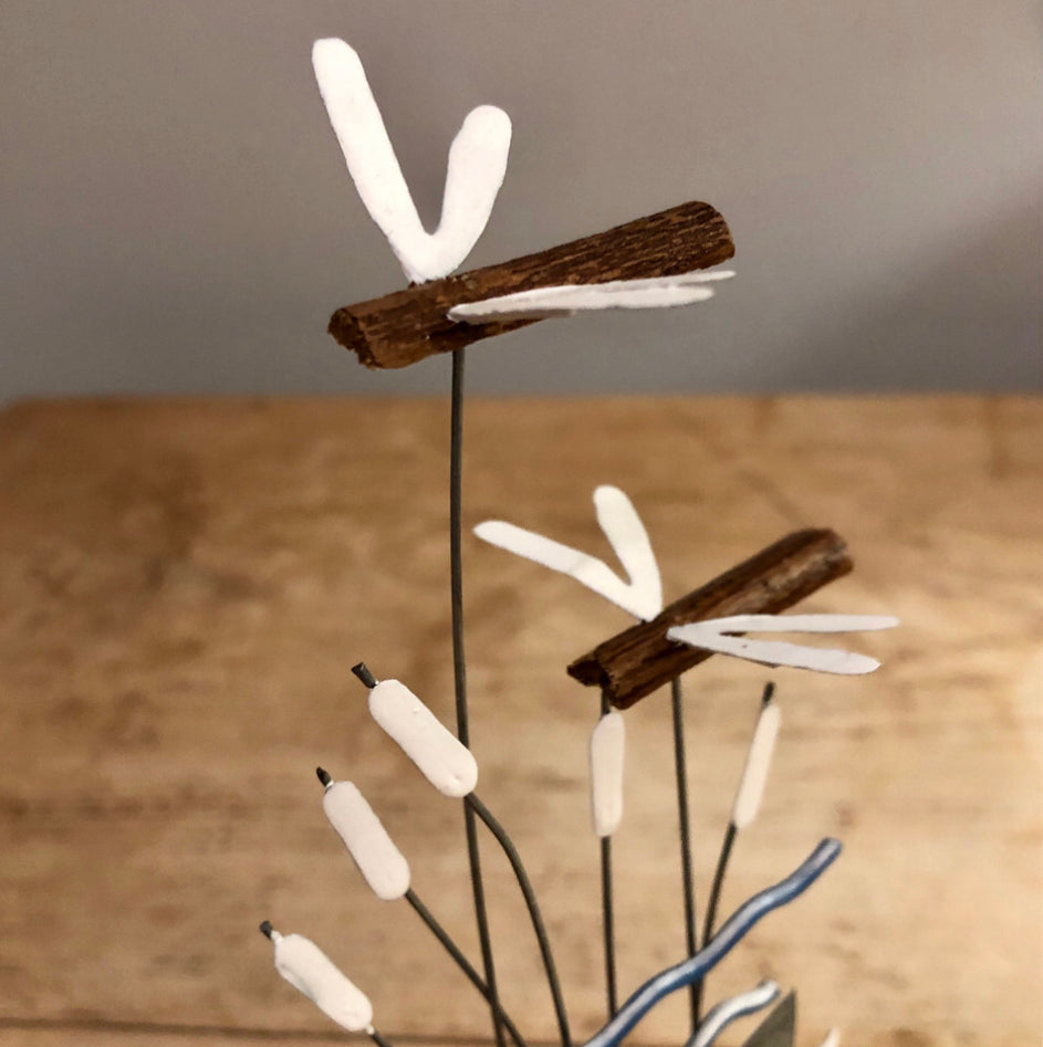 Fish in reeds standing ornament by Shoeless Joe