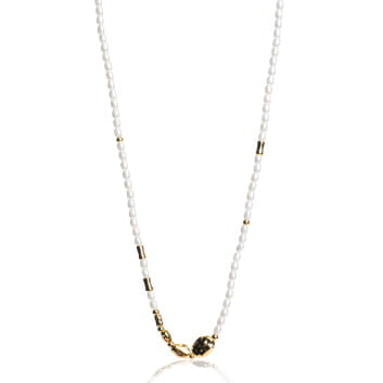 PEARL & HAMMERED BEAD GOLD NECKLACE