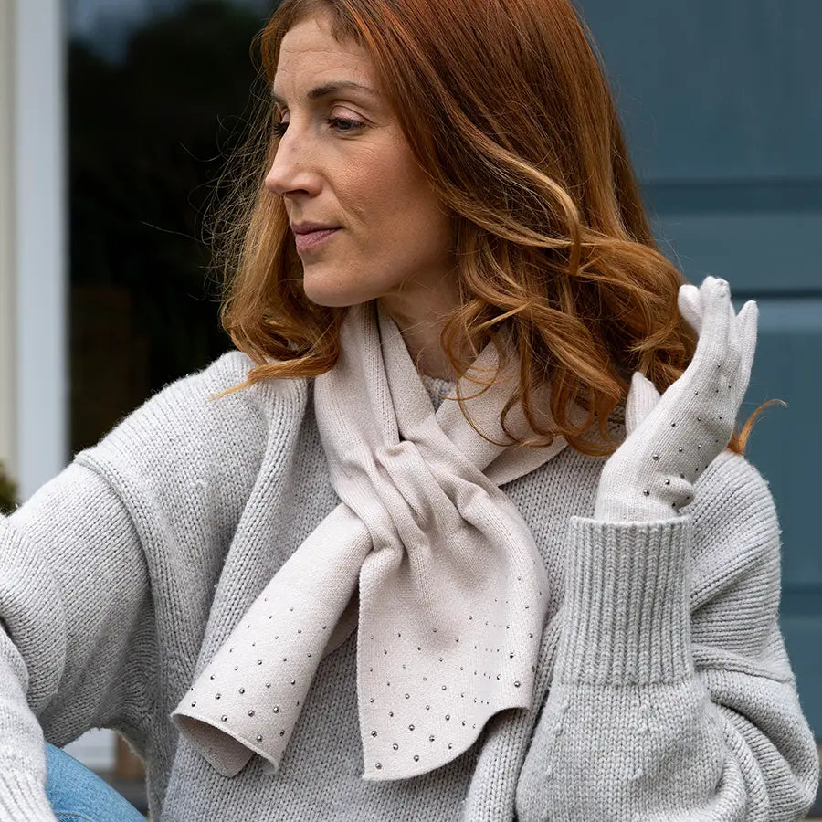 Cream fine knit pull through sparkle edge scarf