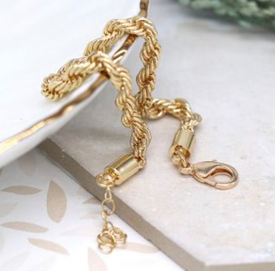Faux gold plated rope chain bracelet.